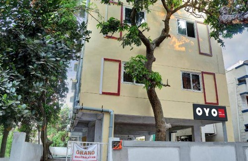 Visakhapatnam Hotel | Hotel ∙ 3 guests