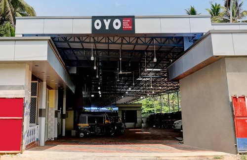 Poovar Hotel | Hotel ∙ 3 guests