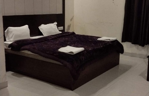 Palampur Hotel | Hotel Ambika & Restaurant By GRB