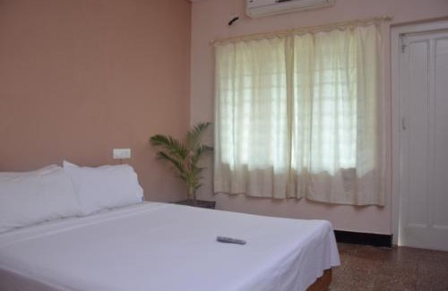Rao Colony Bed & Breakfast | Hotel Ferreira Resort