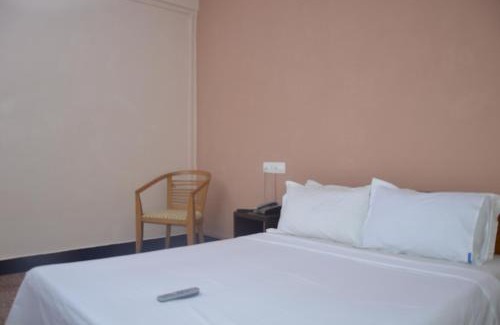 Rao Colony Bed & Breakfast | Hotel Ferreira Resort