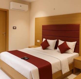 Rajkot Hotel | Hotel Pine View