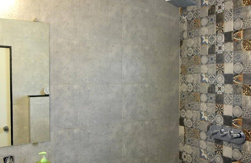 Satara Hotel | Hotel Pushpak Satara