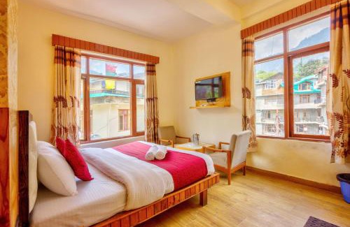 New Manali Hotel | HOTEL ROyAL THE MALL MANALI