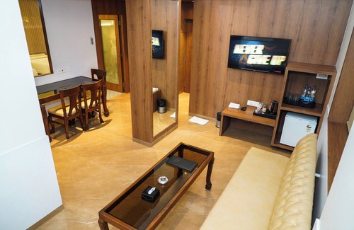 Mira Road East Hotel | Hotel Sunshine Inn