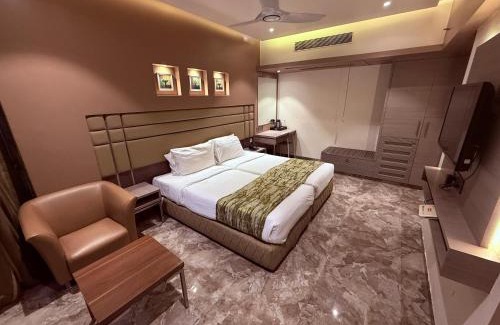 Kopar Khairane Hotel | HOTEL VARISHTTA - Koparkhairane - Navi Mumbai