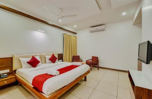 Kolhapur Hotel | Hotel Woodland