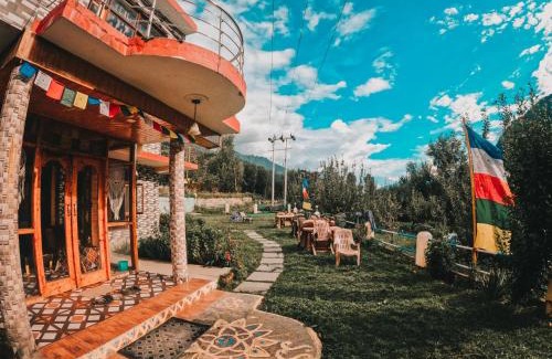 Jagatsukh Hostel | indian backpackers hostel