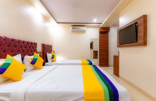 Prabhadevi Hotel | Itsy Hotels Elegant