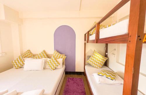 Park Road Hostel | Locomo Hostel OG - Stay Work Eat