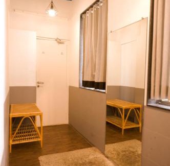 Park Road Hostel | Locomo Hostel OG - Stay Work Eat