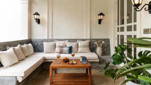 Vagator Villa | LohonoStays Beleza Villa A