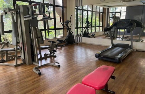 Bengaluru Apartment | Lovely 3-bedroom Condo- Bh06