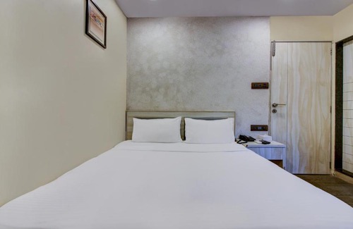 Santacruz East Hostel | Meadow Inn