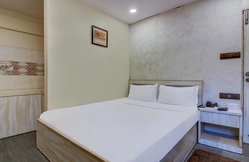 Santacruz East Hostel | Meadow Inn