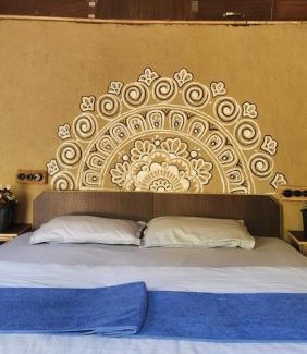 Bir Hostel | Monkey Mud House and Camps, Bir