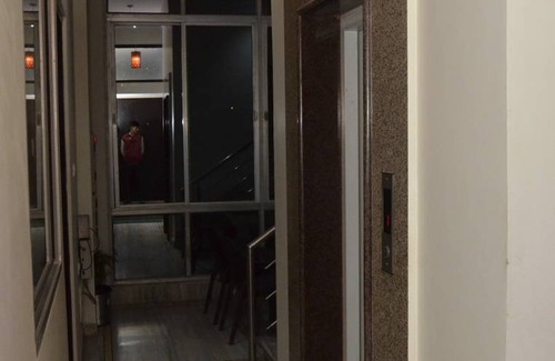 Amer House | Motel ∙ 8 guests