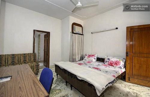 Chittaranjan House | Motel ∙ 8 guests