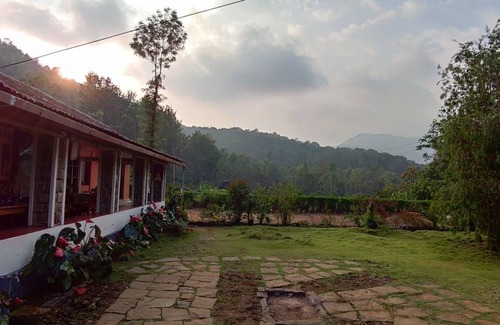 Virarajendrapet House | Motel ∙ 8 guests