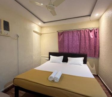 Santacruz Hostel | Mumbai Residency