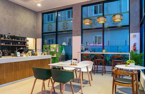 Lakshminarayana Pura Hotel | Olive Hotel Brookefield by Embassy Group