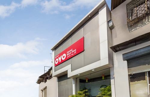 Sakinaka Hotel | OYO 7407 Hotel Blue Sea