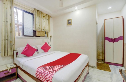 Navi Mumbai Hotel | OYO 75839 Hotel Rex Plaza