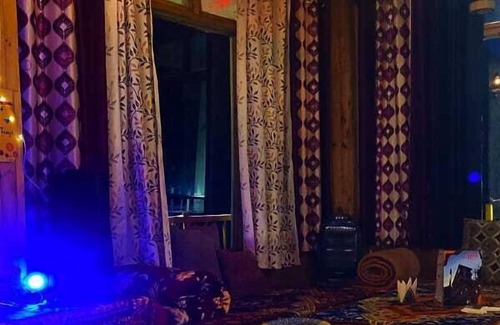 Tosh Hostel | Pahadi Bliss Hotel Hostel Tosh