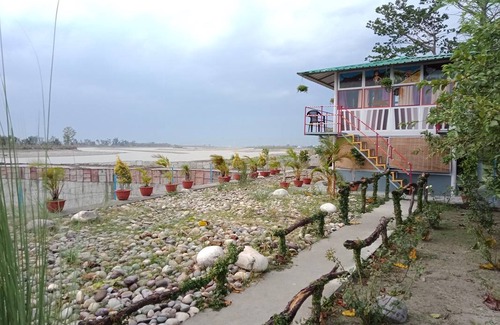 Kangri Resort | Private room ∙ 3 guests