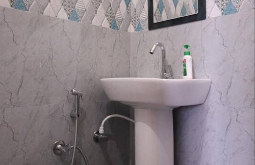 Chakrata Resort | Private room ∙ 2 guests