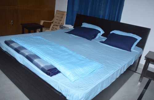 Dehradun Resort | Private room ∙ 3 guests