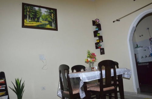 Dehradun Resort | Private room ∙ 3 guests