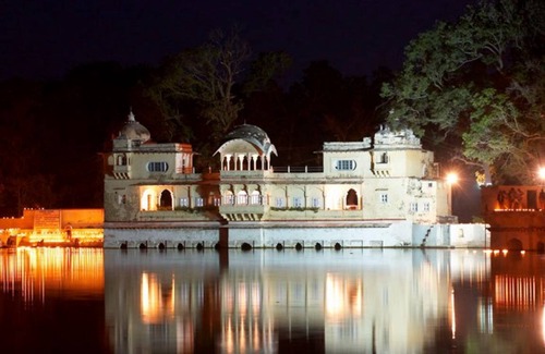 Bundi Resort | Private room ∙ 3 guests