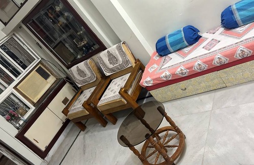 Nagpur Resort | Private room ∙ 6 guests
