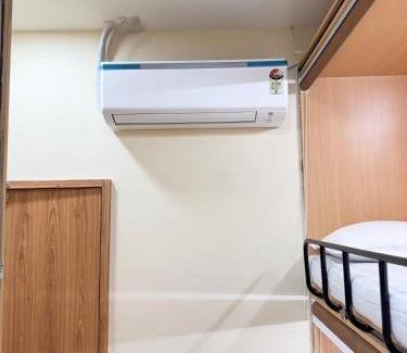 Sector 11 Hostel | Rahul Men's AC Dormitory