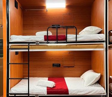 Sector 11 Hostel | Rahul Men's AC Dormitory