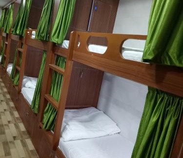 Marol Hostel | Royal Dormitory