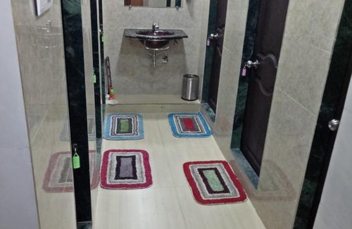 Marol Hostel | Royal Dormitory