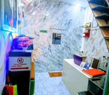 Mumbai Hostel | royal guest house and dormitory in asalpha