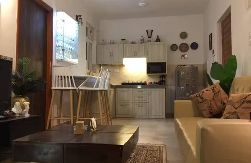 Kudal Apartment | Shalom 1:Luxe1bhkApt/common pool/6minstoUddoBeach