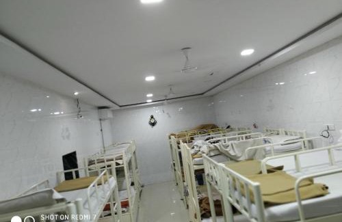 Andheri West Hostel | Star Dormitory