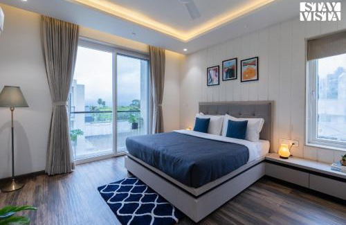Khodala Villa | StayVista at Oriana Palms with Wifi and Pool