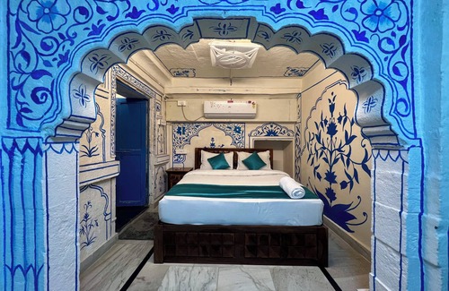 Gulab Sagar Hostel | Storica Stays