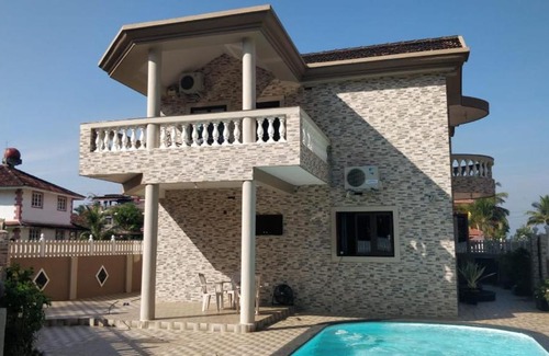 Betalbatim Villa | Suchi's Villa Modern, clean pool villa in South Goa