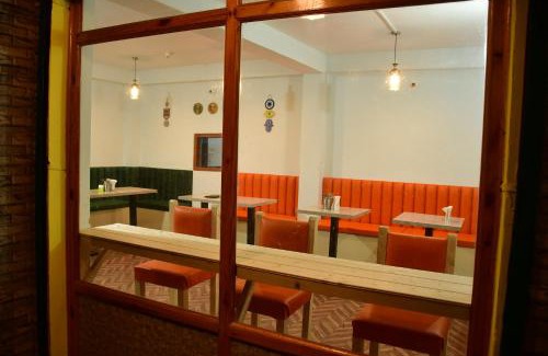 Old Manali Hostel | The Desire Manali