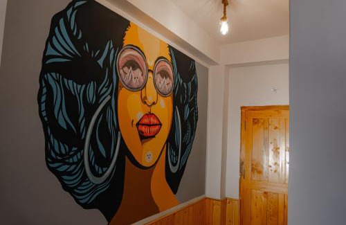 Banjar Hostel | The Rustic Jibhi - Backpackers Hostel