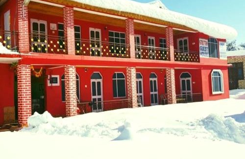 Khajjiar House | The Velvet Pine