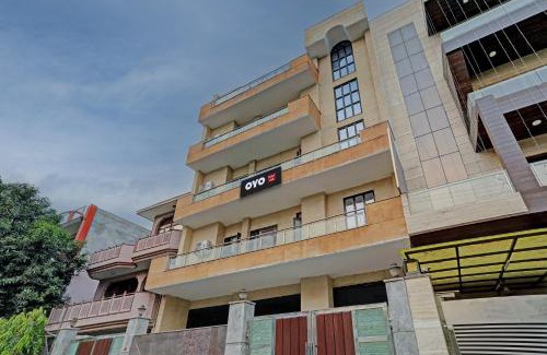 Noida Hotel | Townhouse DSR SECTOR 19