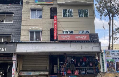 Yeshwanthpur Hostel | Transit lodge