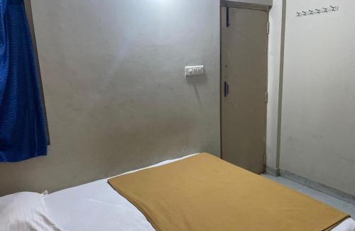 Yeshwanthpur Hostel | Transit lodge